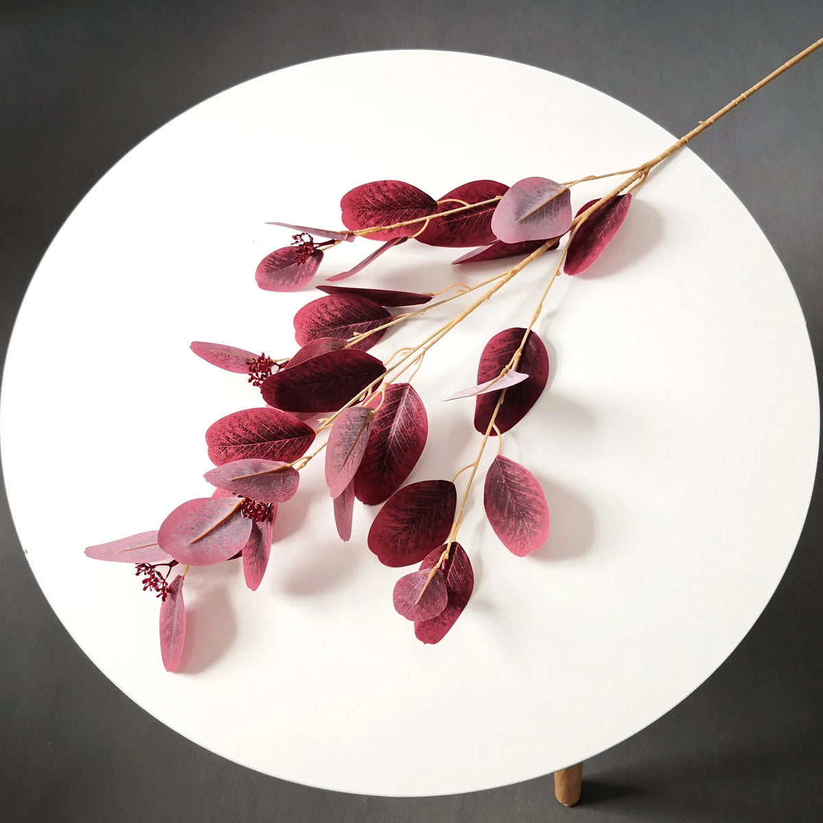 Artificial silk eucalyptus leaf branches for floral decoration - vue 11 sur 17