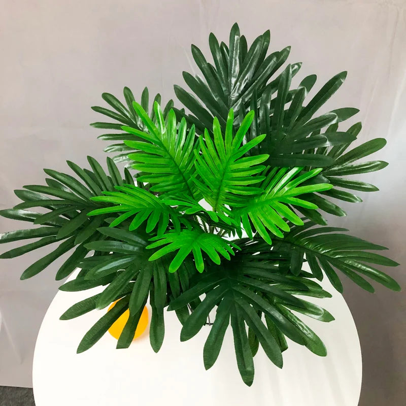 Decorative tropical artificial palm leaf bouquet for parties and events - vue 3 sur 13