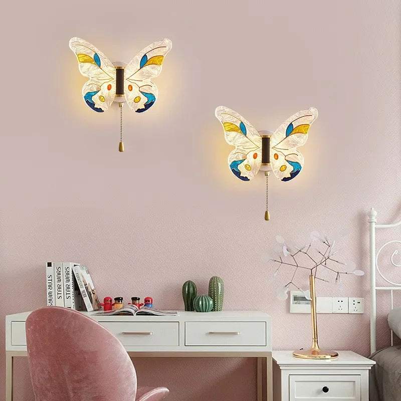 LED butterfly wall light for children's room wall decor - vue 3 sur 10
