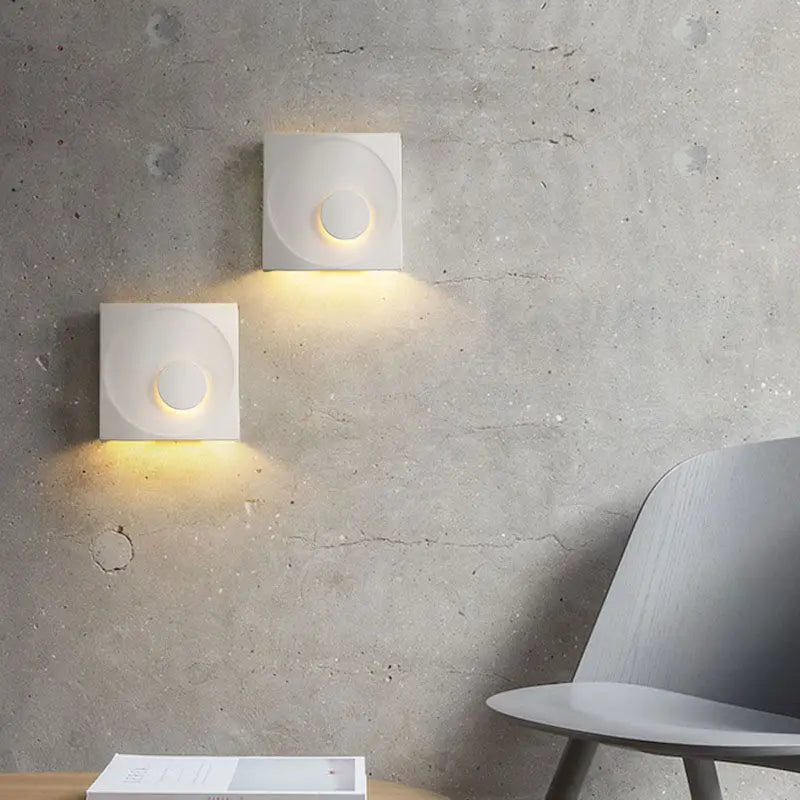 Industrial cement wall light for creative lighting - vue 3 sur 11