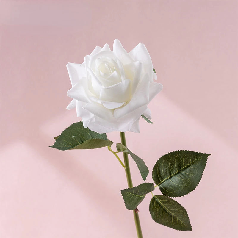 Realistic artificial roses for party decoration