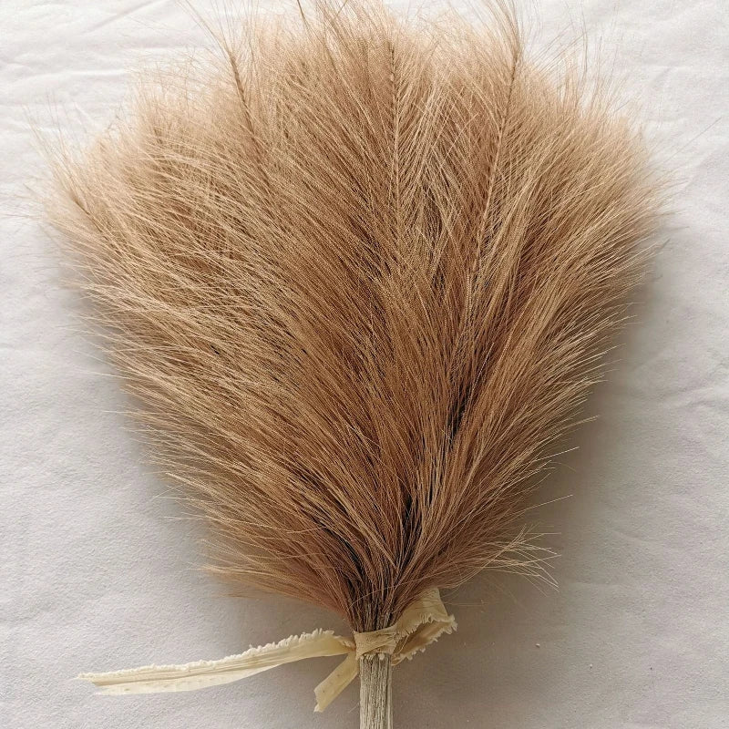 Set of 10 artificial pampas grass bouquets for interior decoration