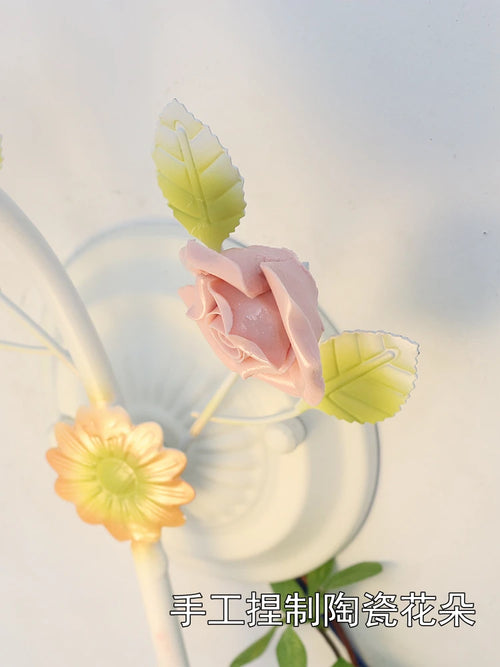 Modern floral wall light for warm decorative lighting - vue 7 sur 8