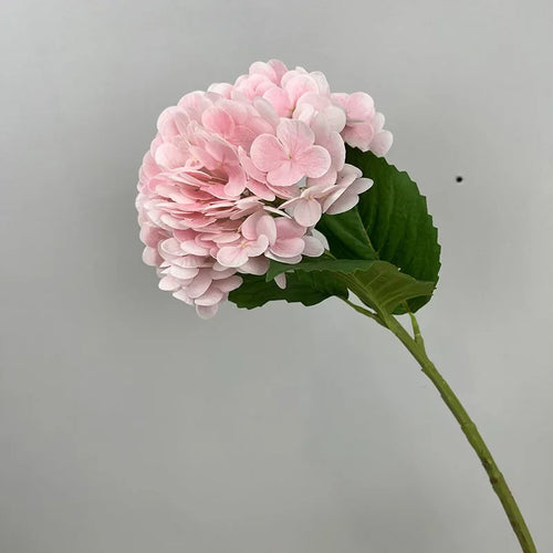 Wedding decoration artificial flowers hydrangeas and red roses - vue 15 sur 15