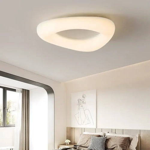 modern cloud-shaped LED ceiling light with remote control - vue 3 sur 14