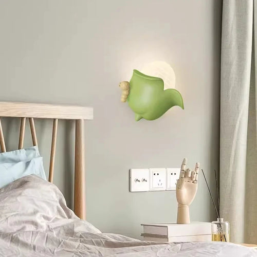 Creative banana, corn, and strawberry wall light for children's room - vue 3 sur 9