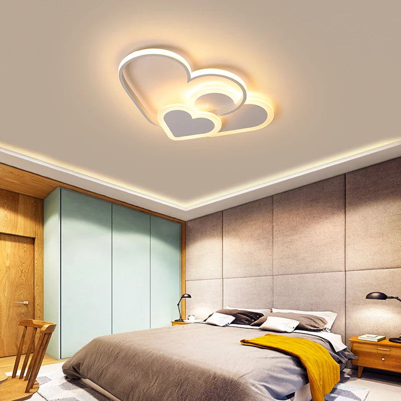 Modern heart-shaped ceiling light for children and offices