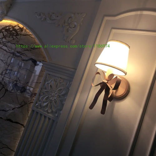 Modern LED wall light for children's bedroom - vue 6 sur 9