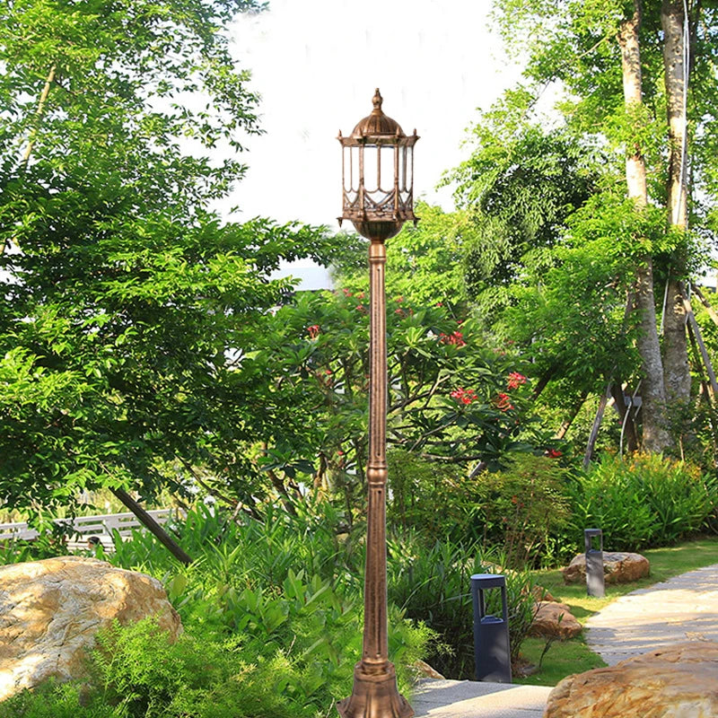 Waterproof cast aluminium garden lamp for outdoor and landscape use - vue 4 sur 8