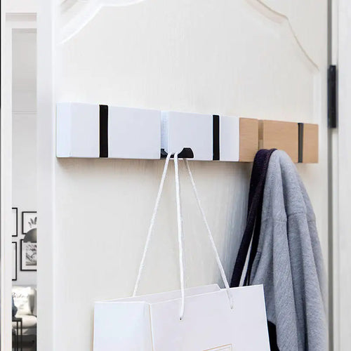 bamboo wall key holder with decorative hooks for organization - vue 4 sur 12