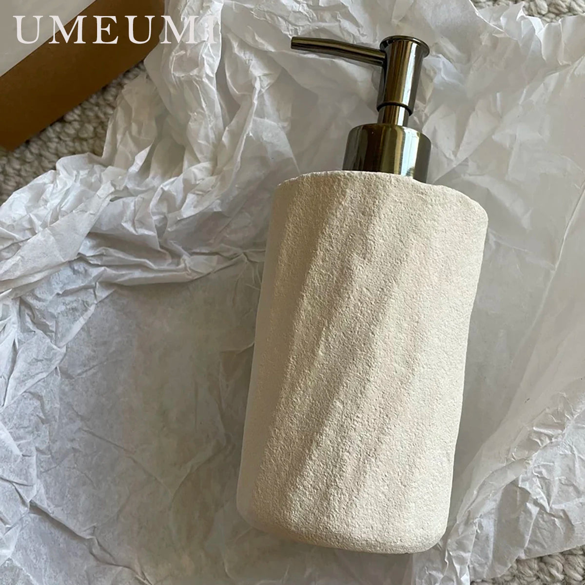 luxury ceramic bathroom set with elegant accessories - vue 9 sur 9