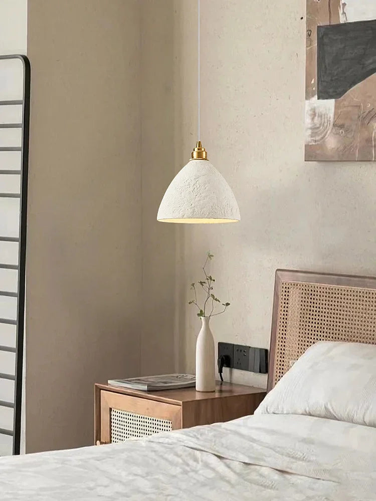 Handcrafted wabi-sabi pendant light for modern Japanese ambience - vue 4 sur 16