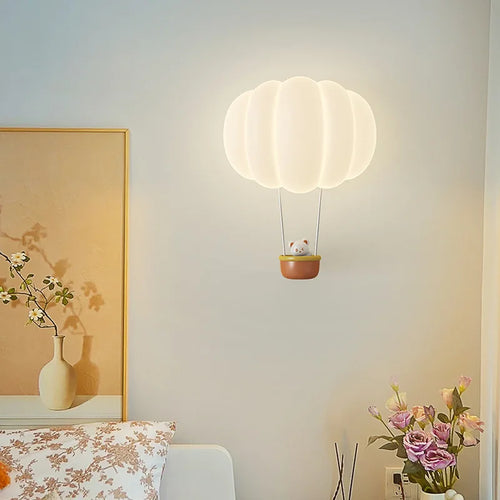 Romantic hot air balloon wall lamp indoor decorative light - vue 4 sur 8