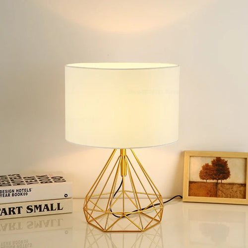 Creative nordic retro geometric table lamps for interior decoration - vue 7 sur 10