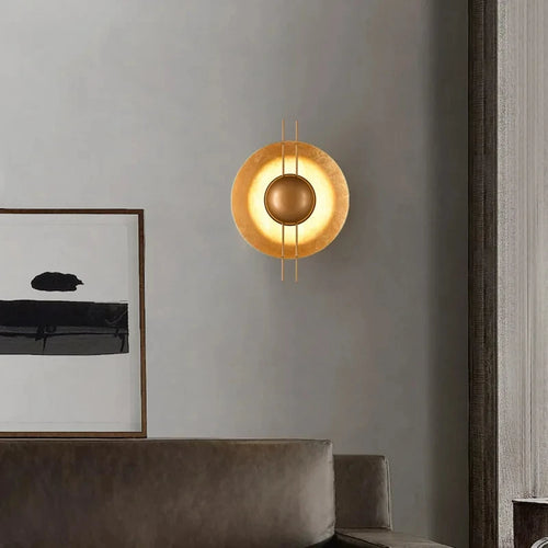 Art deco gold metal wall light for interior decoration - vue 3 sur 8