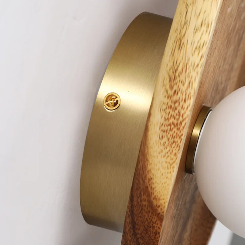 Natural wood wall light with vintage glass shade - vue 6 sur 8