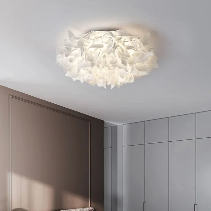 Modern LED ceiling light for interior decoration and refined ambience - vue 6 sur 10
