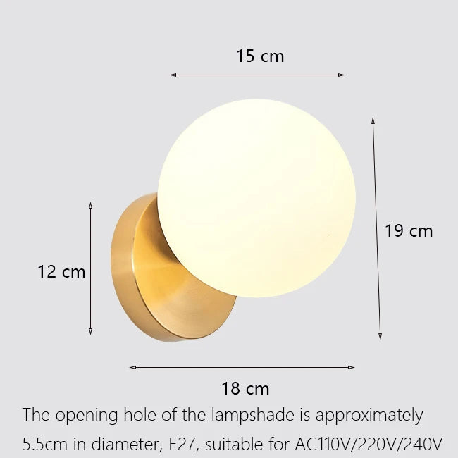 Luxury glass art deco wall light for indoor use - vue 18 sur 21