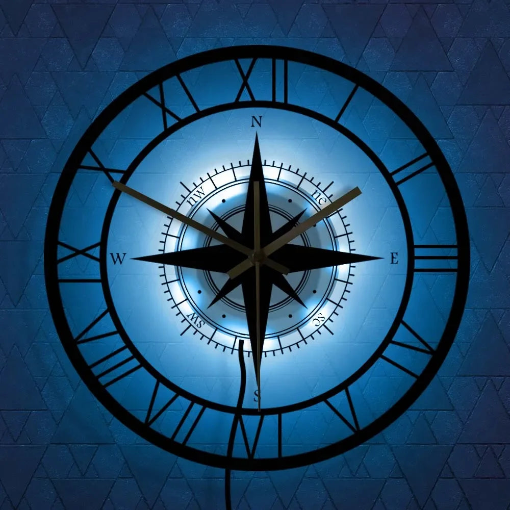 silent wall clock with compass and direction map - vue 7 sur 7