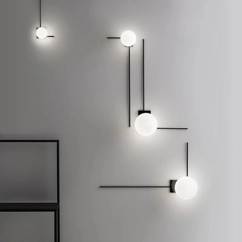 Modern creativity ball wall light with glass lampshade - vue 2 sur 10
