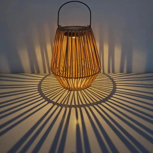 Solar rattan lantern for balcony and decorative garden - vue 6 sur 6