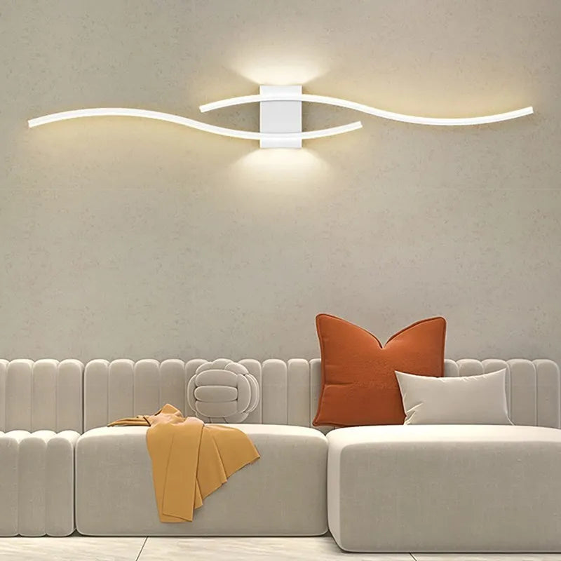 Long LED strip wall light for TV background, bedroom, living room, home interior - vue 5 sur 10