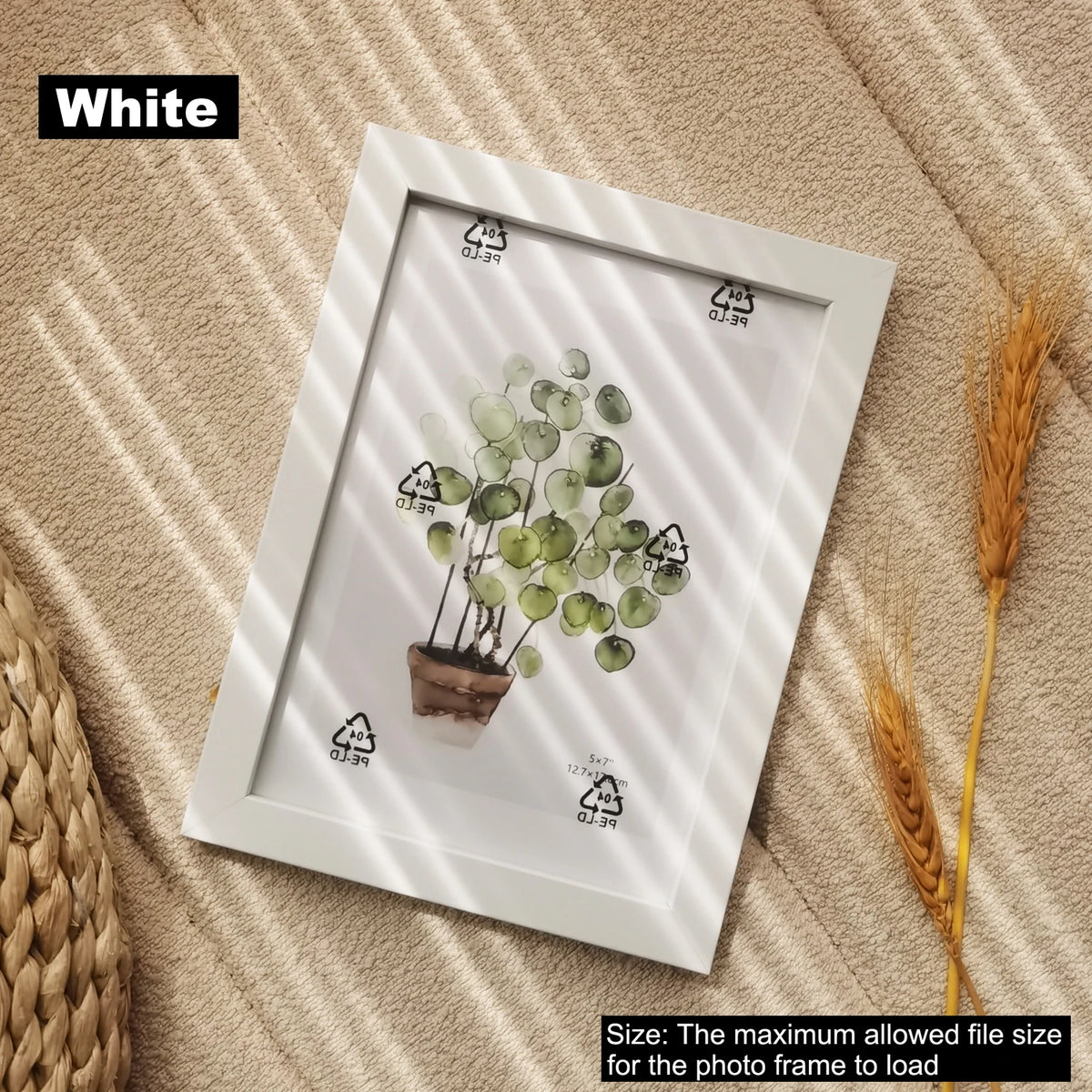 Decorative wooden photo frame for hanging or standing - vue 9 sur 10