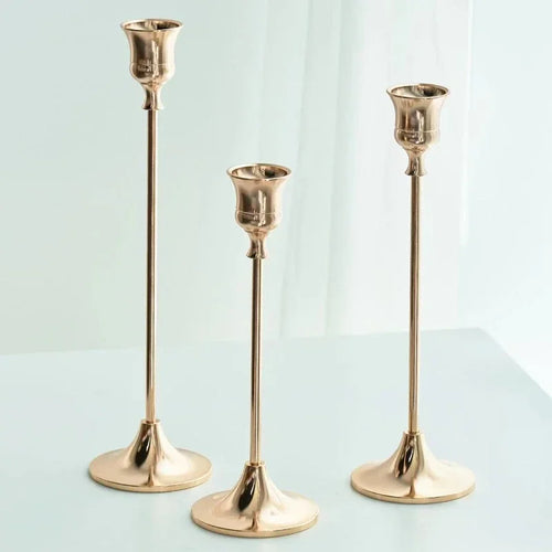 Set of three gold brass candle holders for weddings and dinners - vue 18 sur 18
