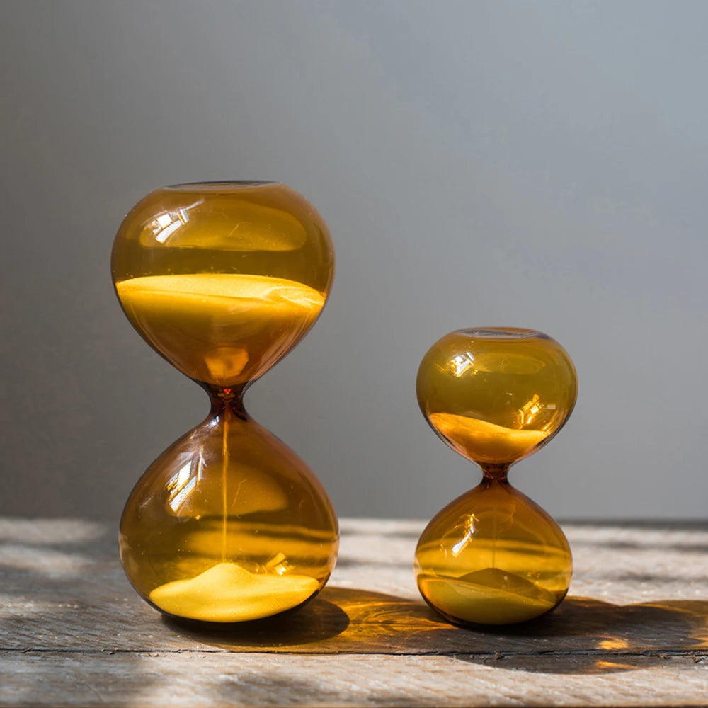 decorative glass hourglass for desk and gift - vue 6 sur 8