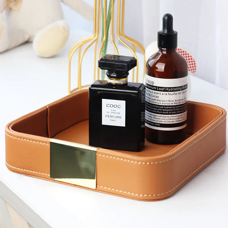 Luxury faux leather catchall tray for organising your essentials - vue 3 sur 6