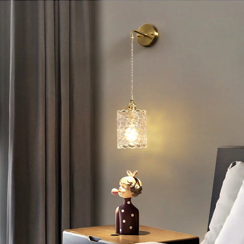 Nordic brass wall light with crystal mirror - vue 2 sur 13