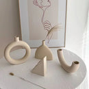 modern ceramic vase for dried flowers interior decoration