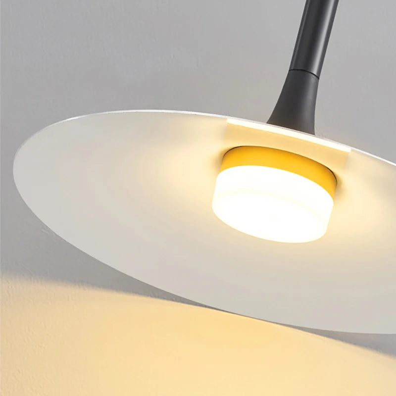Modern LED horn-shaped chandelier for indoor decoration - vue 5 sur 6
