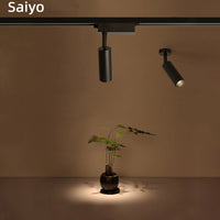 Surface mounted LED spotlight with narrow beam for restaurant decoration
