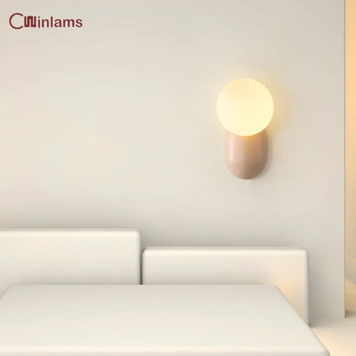 Modern Nordic wall light for indoor decorative lighting - vue 2 sur 9