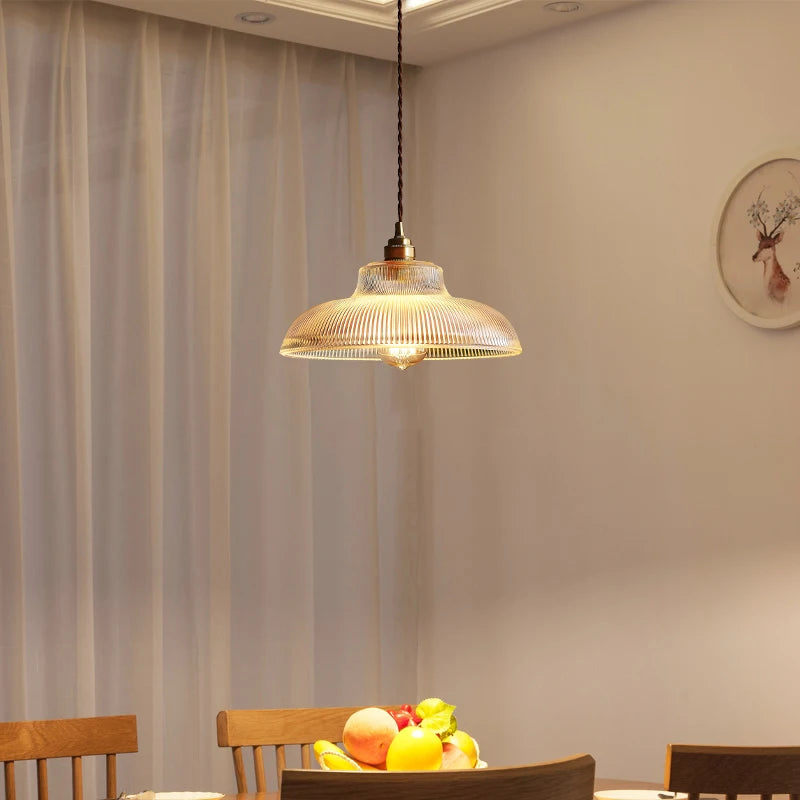 Nordic vintage pendant light in glass, walnut wood and brass - vue 5 sur 13