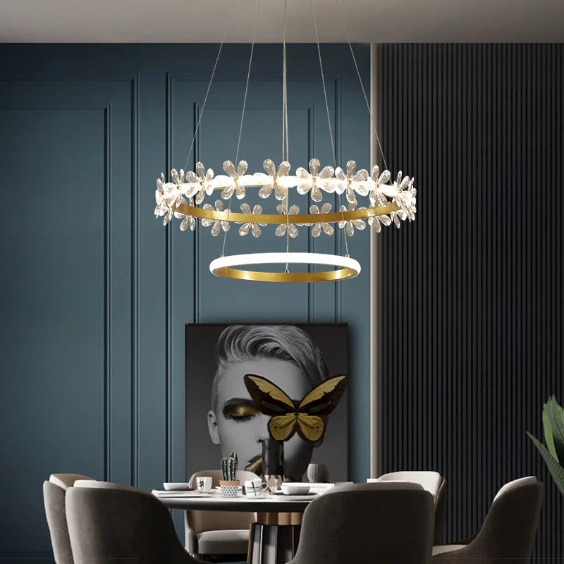 Modern crystal chandelier for stylish indoor lighting - vue 5 sur 7