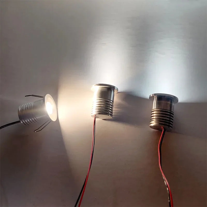 Waterproof outdoor LED spotlight for adjustable lighting - vue 6 sur 6
