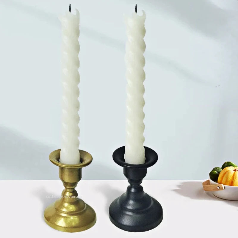 Creative Nordic wrought iron candle holder for interior decoration