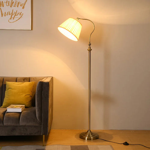 Creative retro iron floor lamp industrial style for modern interiors - vue 6 sur 9