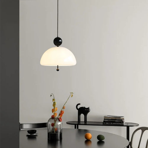 Medieval retro cream glass chandelier for elegant interiors - vue 5 sur 11