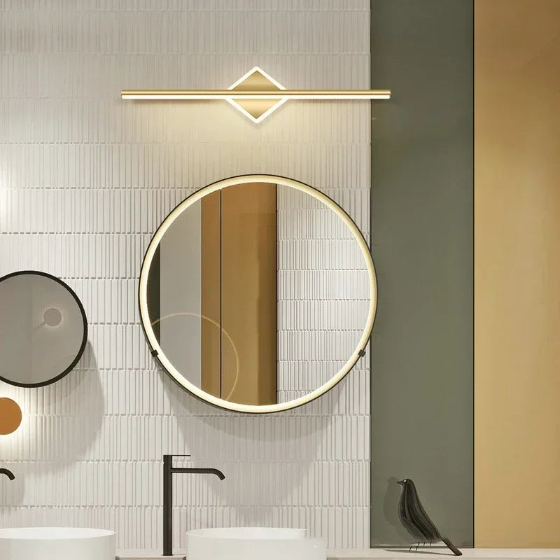 Modern LED wall light for elegant interior decor - vue 4 sur 17