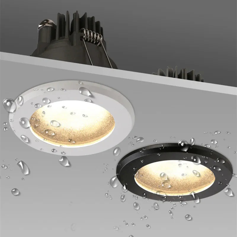 Round waterproof aluminium LED spotlight for indoor and outdoor use
