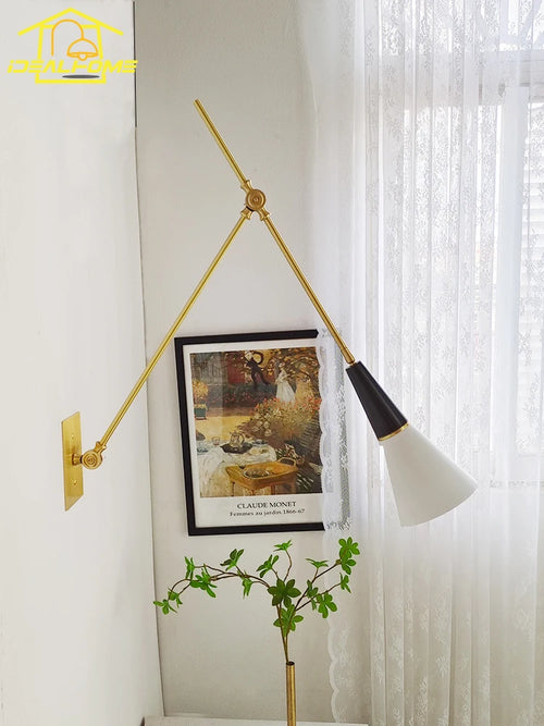 Luxury medieval-style black and gold brass wall light contemporary design - vue 4 sur 11