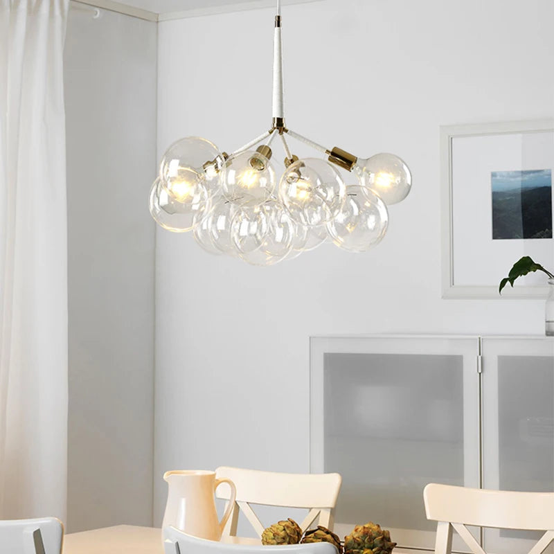 Modern glass pendant light for elegant interior decoration - vue 4 sur 24
