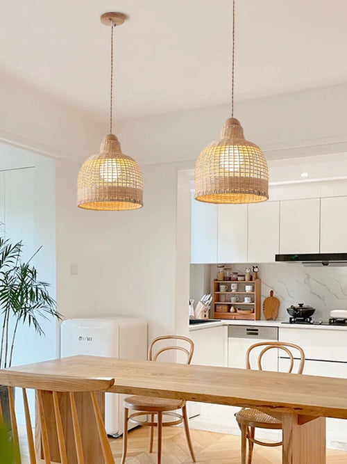 Wabi sabi bamboo and vine woven pendant light - vue 4 sur 9