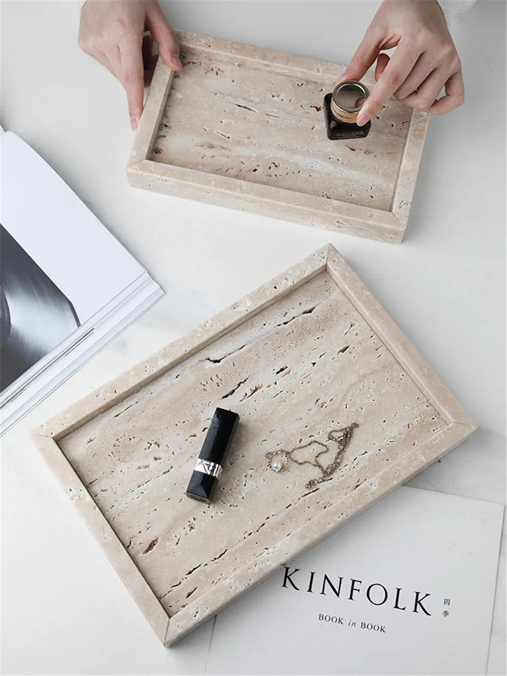 Minimalist marble tray for candles and jewellery
