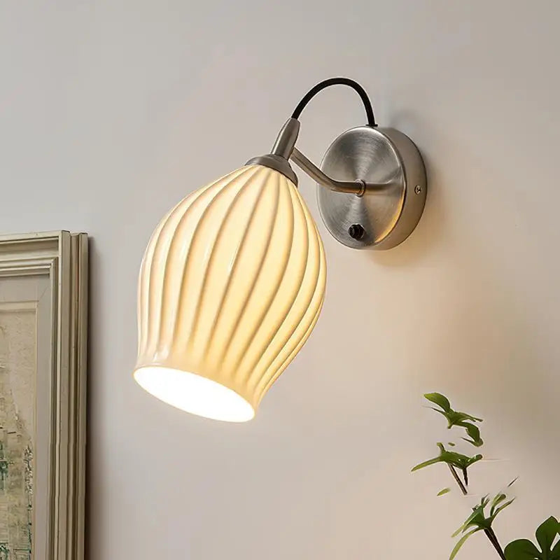Bauhaus ceramic chandelier for an elegant and modern interior - vue 3 sur 16