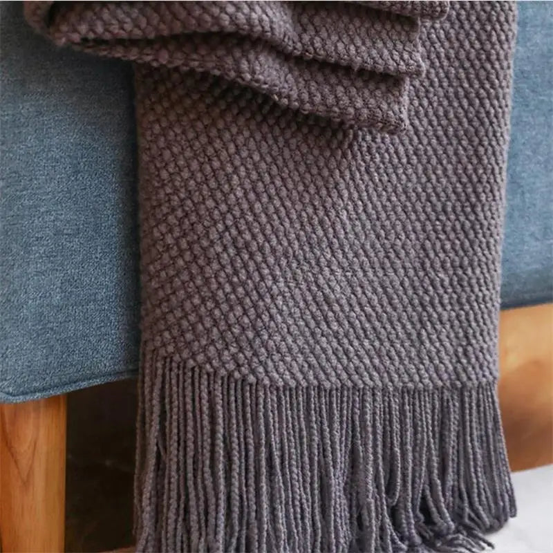 Nordic style knitted throw with pom poms for living room - vue 4 sur 4