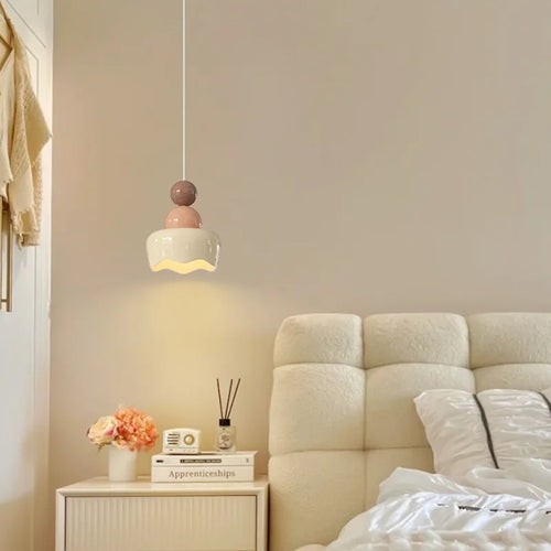Modern creative chandelier for a cosy child's room - vue 3 sur 7